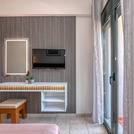 Apart Otel Christina 2*